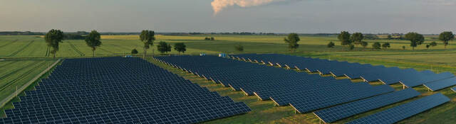 G1323984000-Solar-energy-panels-ULcom-HEADER-2400x1600.jpg