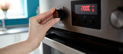 Setting a home oven’s temperature