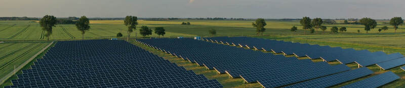 G1323984000-Solar-energy-panels-ULcom-HEADER-2400x1600.jpg